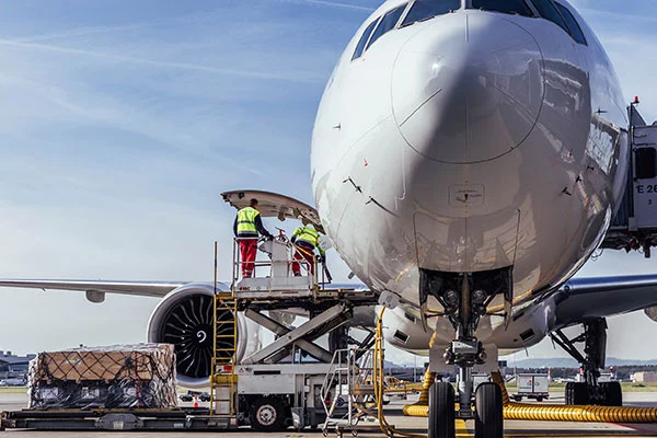 Cargo loading in Airplane